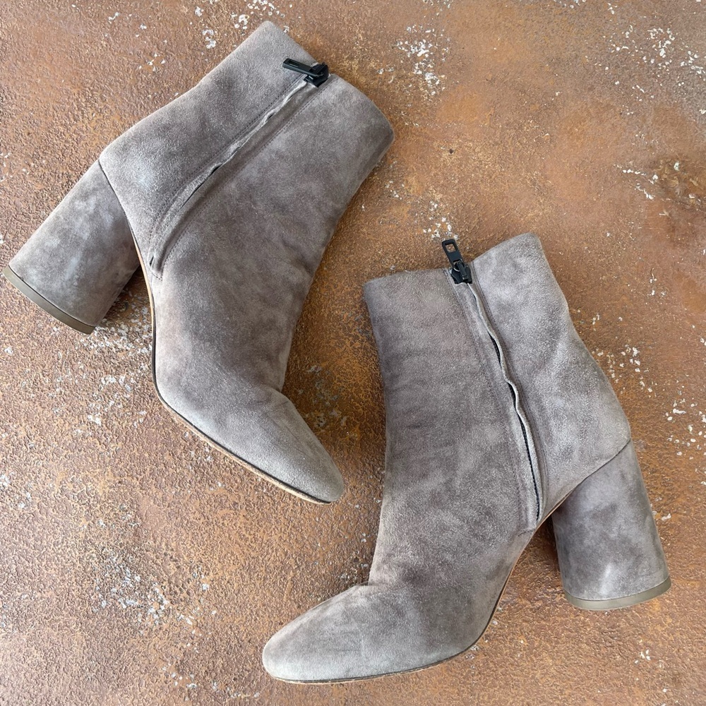 vince brown suede heeled boots sz 6